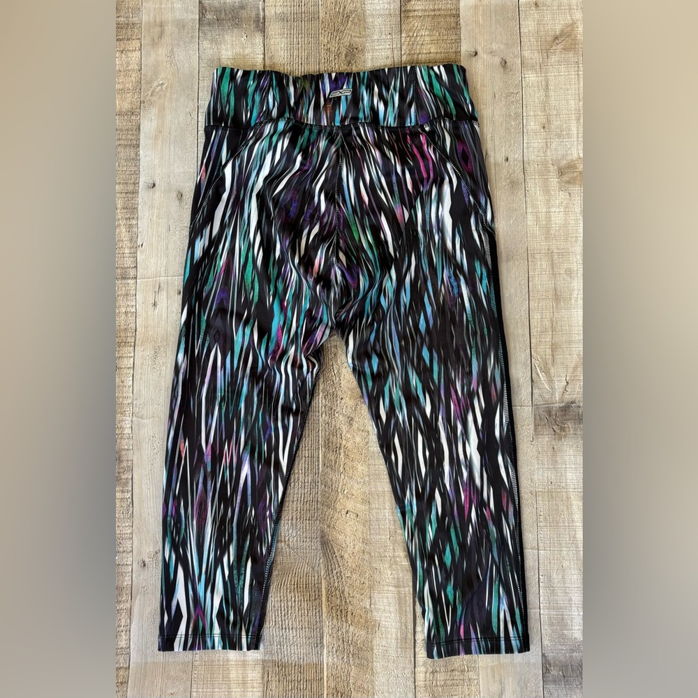 Exp Core Performance - Size M - Express - Cropped - image 5